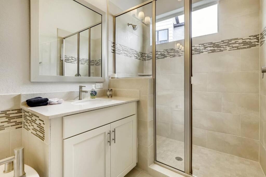 Hébergement de vacances Gorgeous 4 Bed On St Mary's - Minutes To Riverwalk/pearl San Antonio