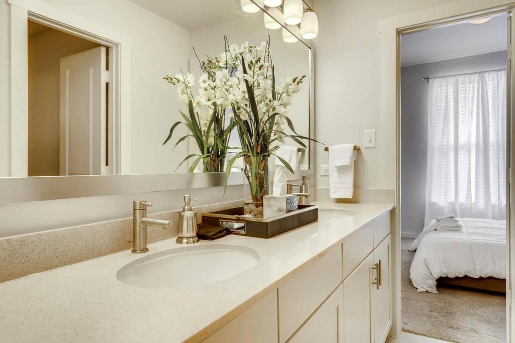 Hébergement de vacances Gorgeous 4 Bed On St Mary's - Minutes To Riverwalk/pearl *